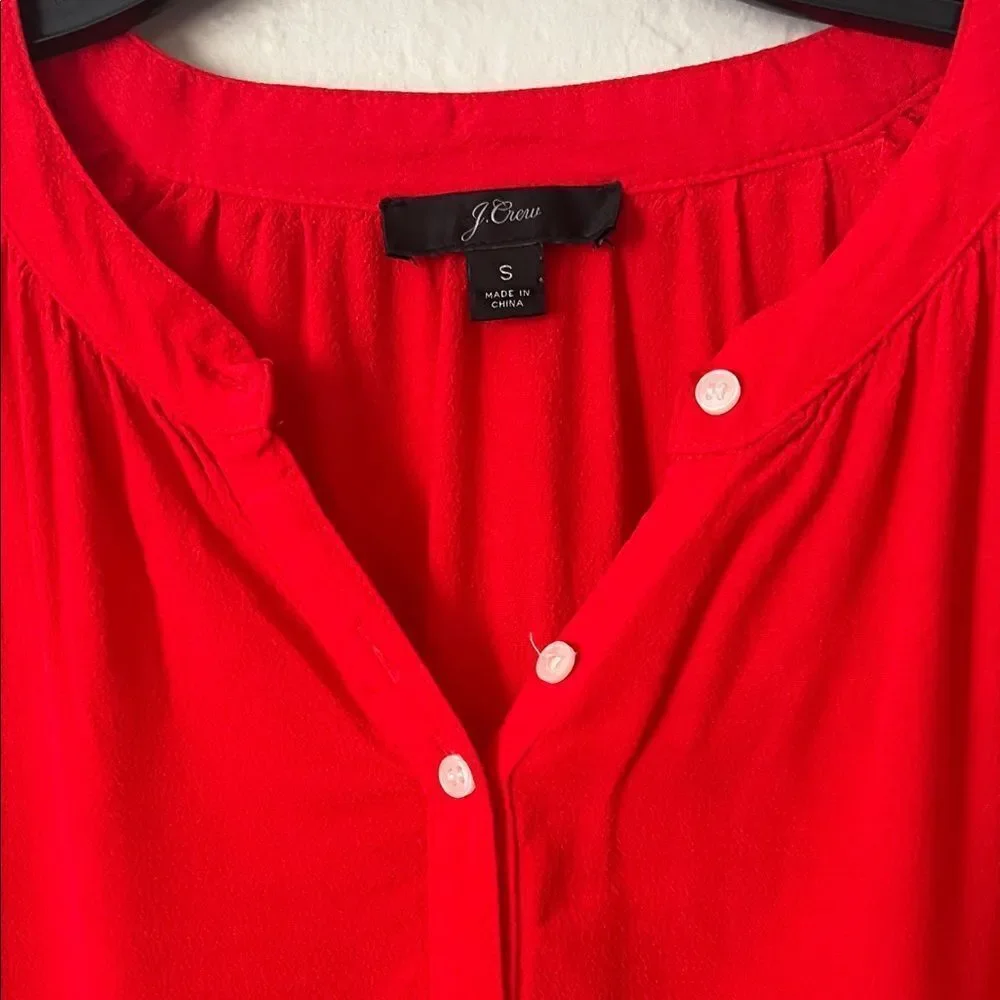 Like New! J.Crew Red Viscose Long Doiman Sleeve Button Front Blouse in Size S